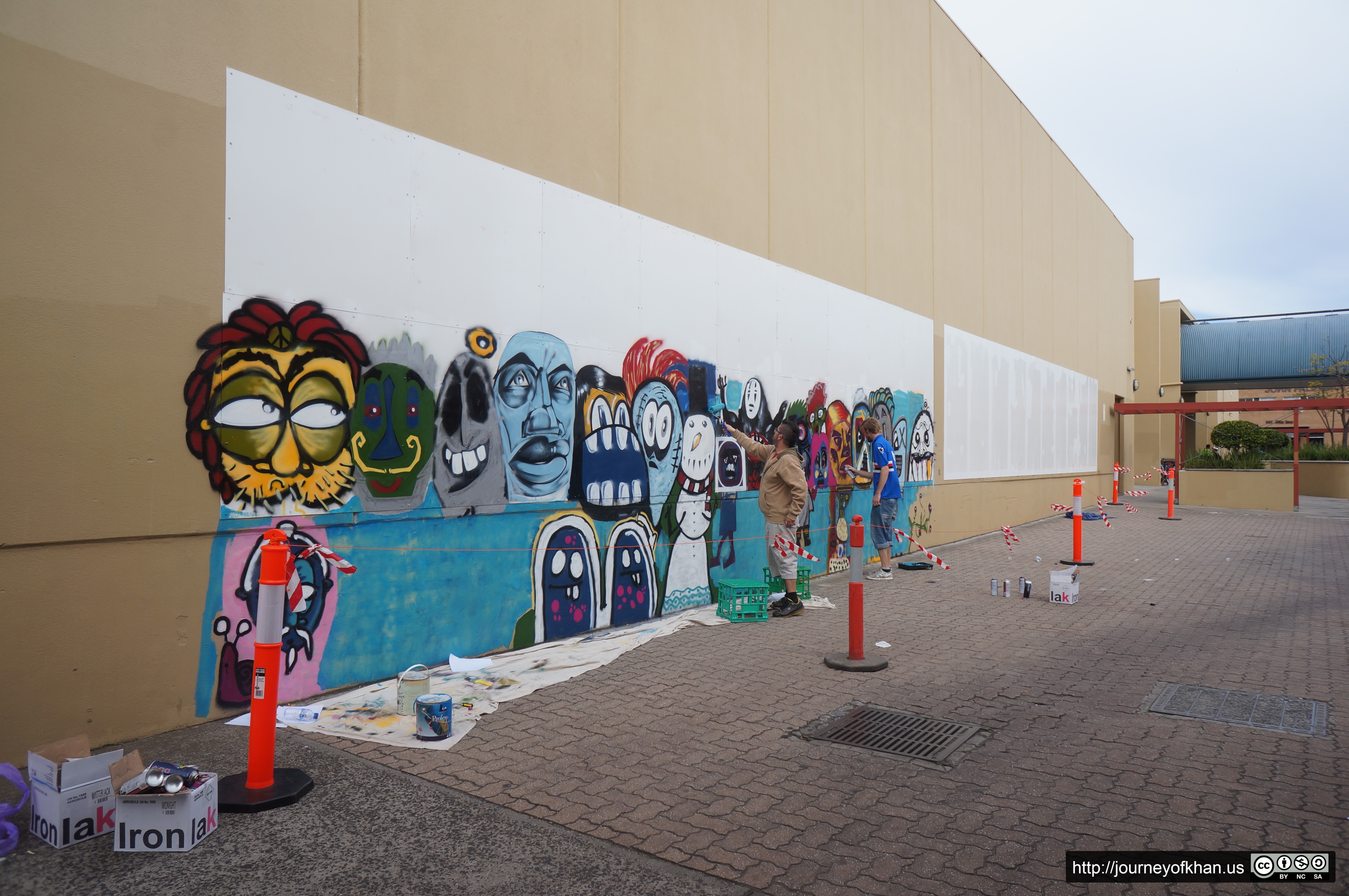 Artists at the Barkly Square Shopping Centre (High Resolution)
