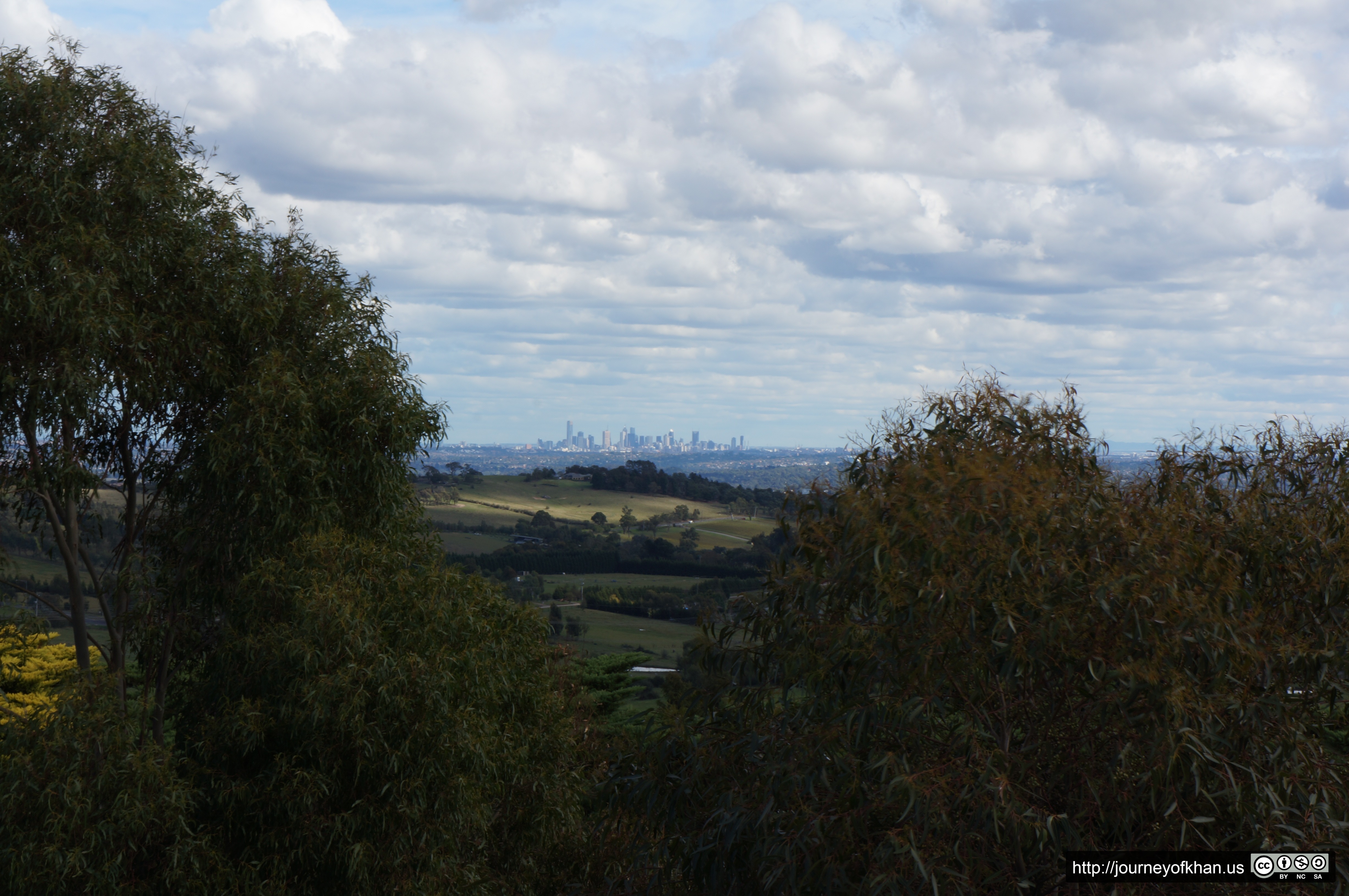 Melbourne from afar (High Resolution)