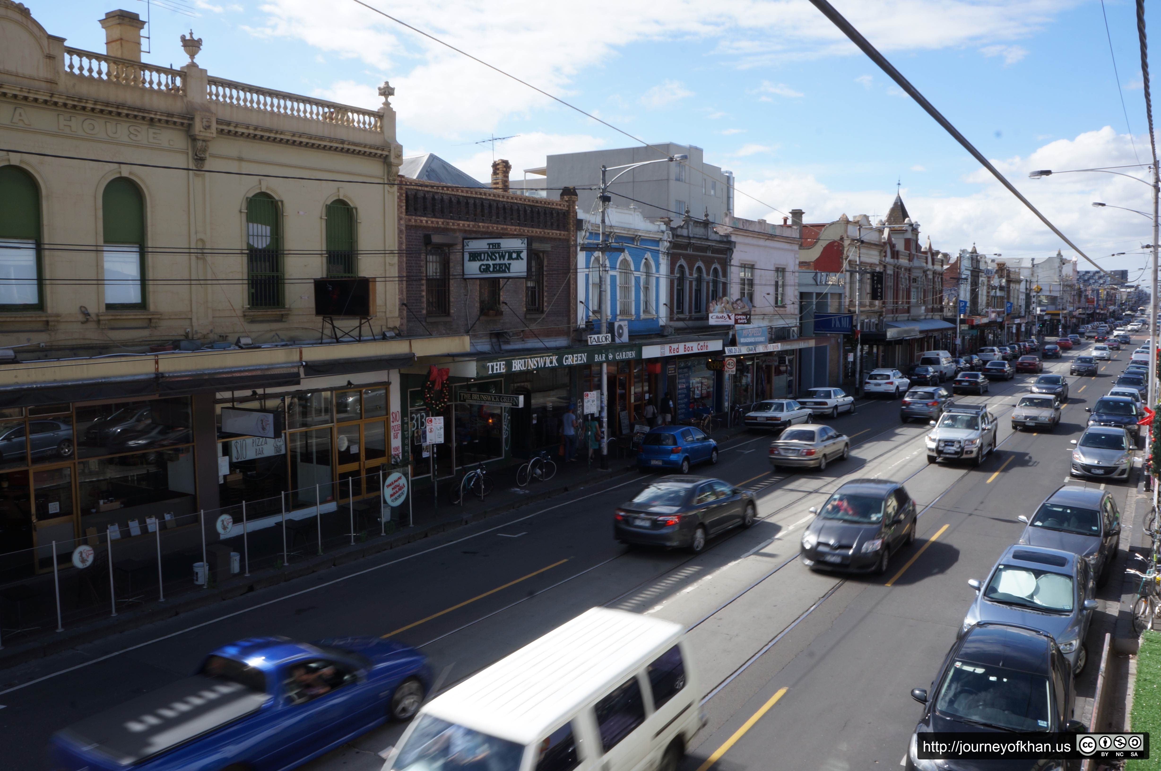 Sydney Road in Brunswick (High Resolution)