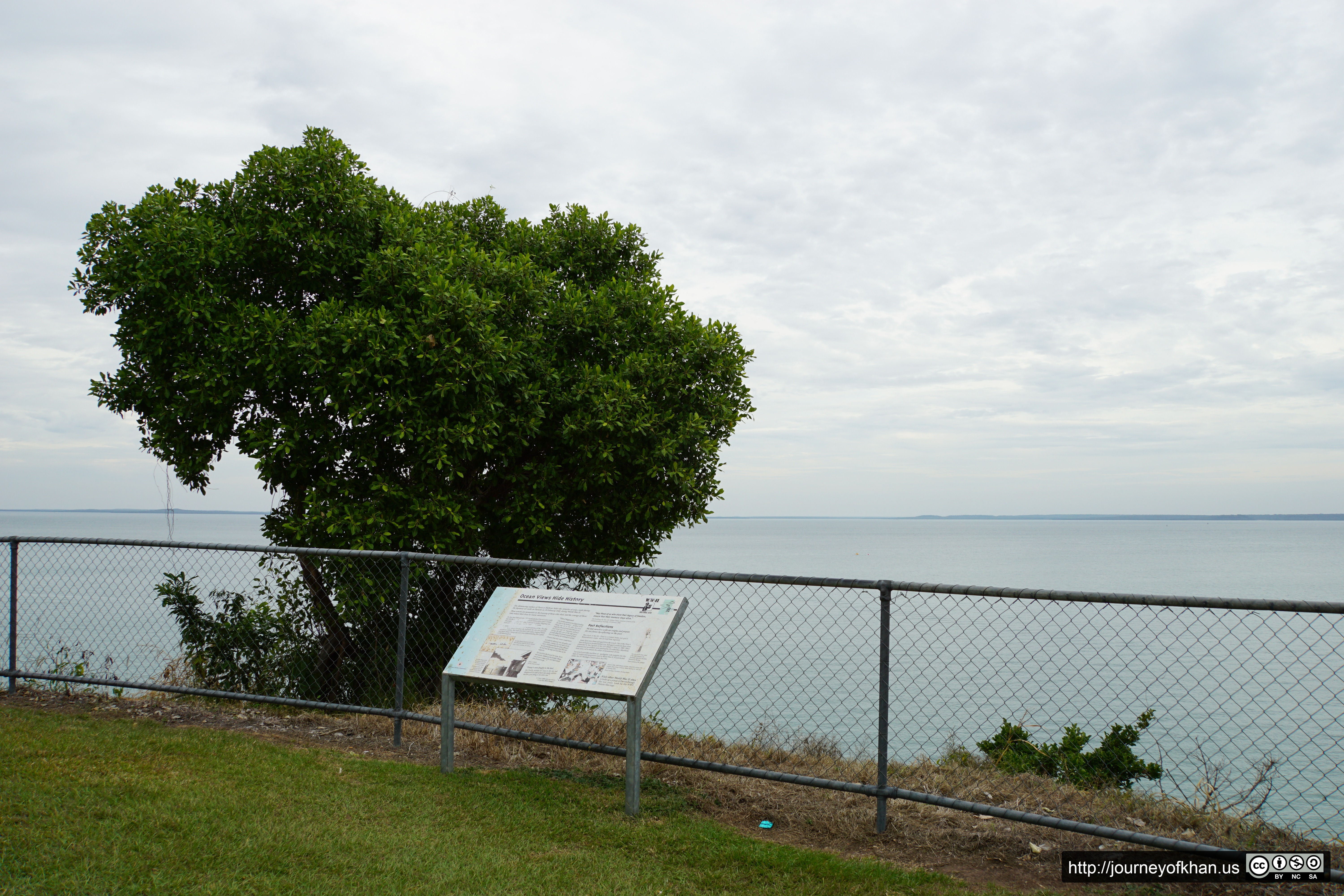 Fenced Lookout in Darwin (High Resolution)