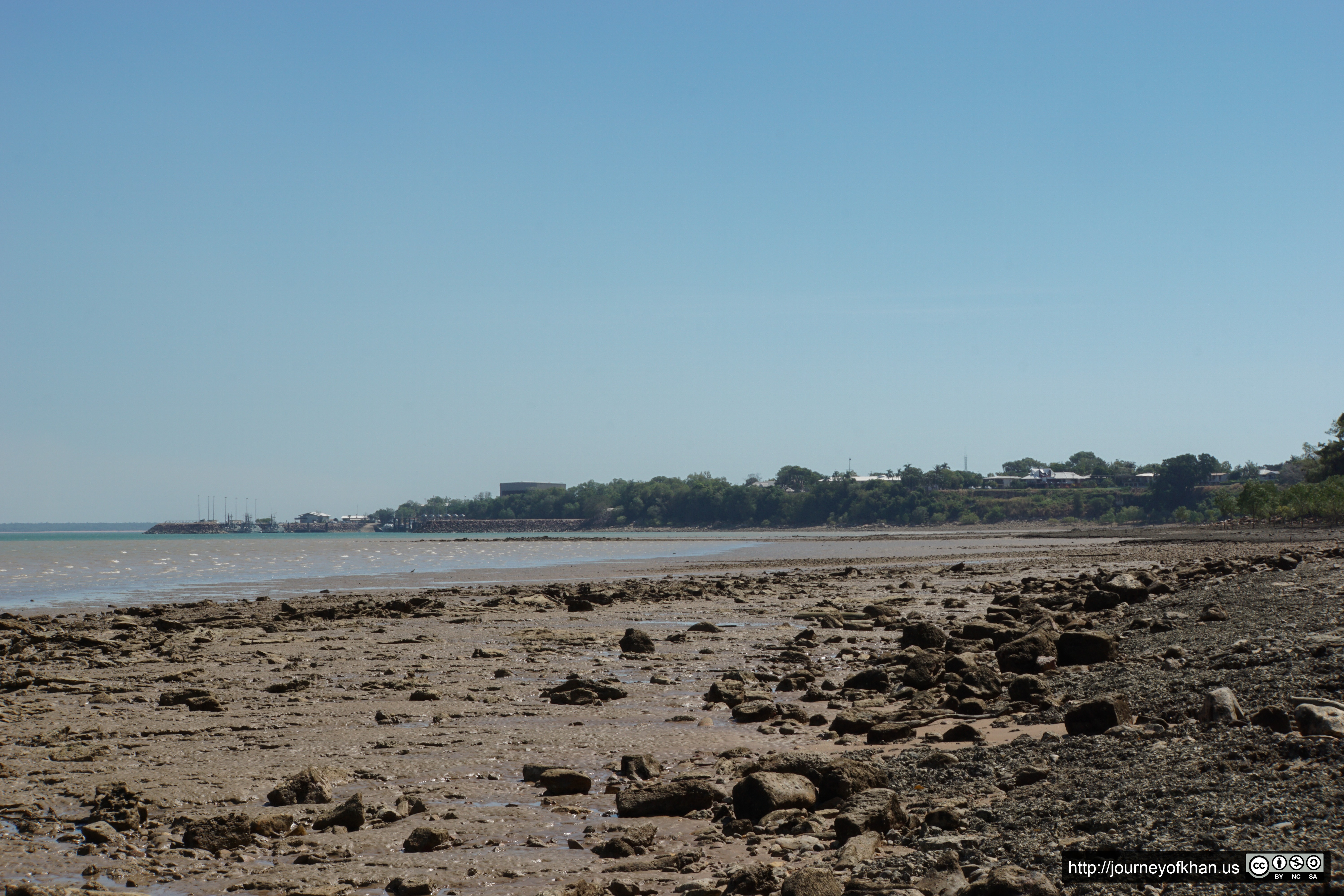 Marina Beyond the Beach in Darwin (High Resolution)