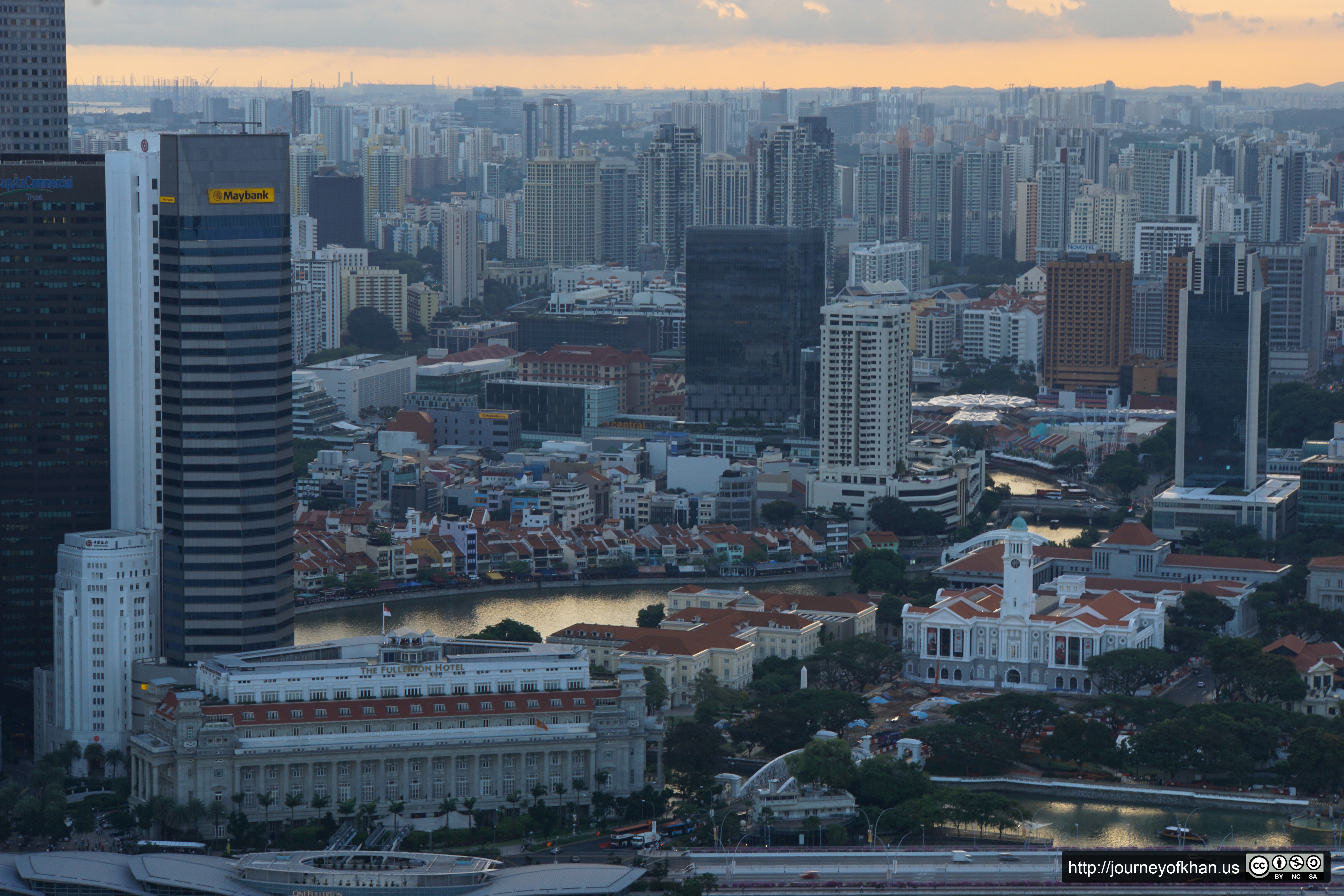 Fullerton Hotel and Singapore (High Resolution)