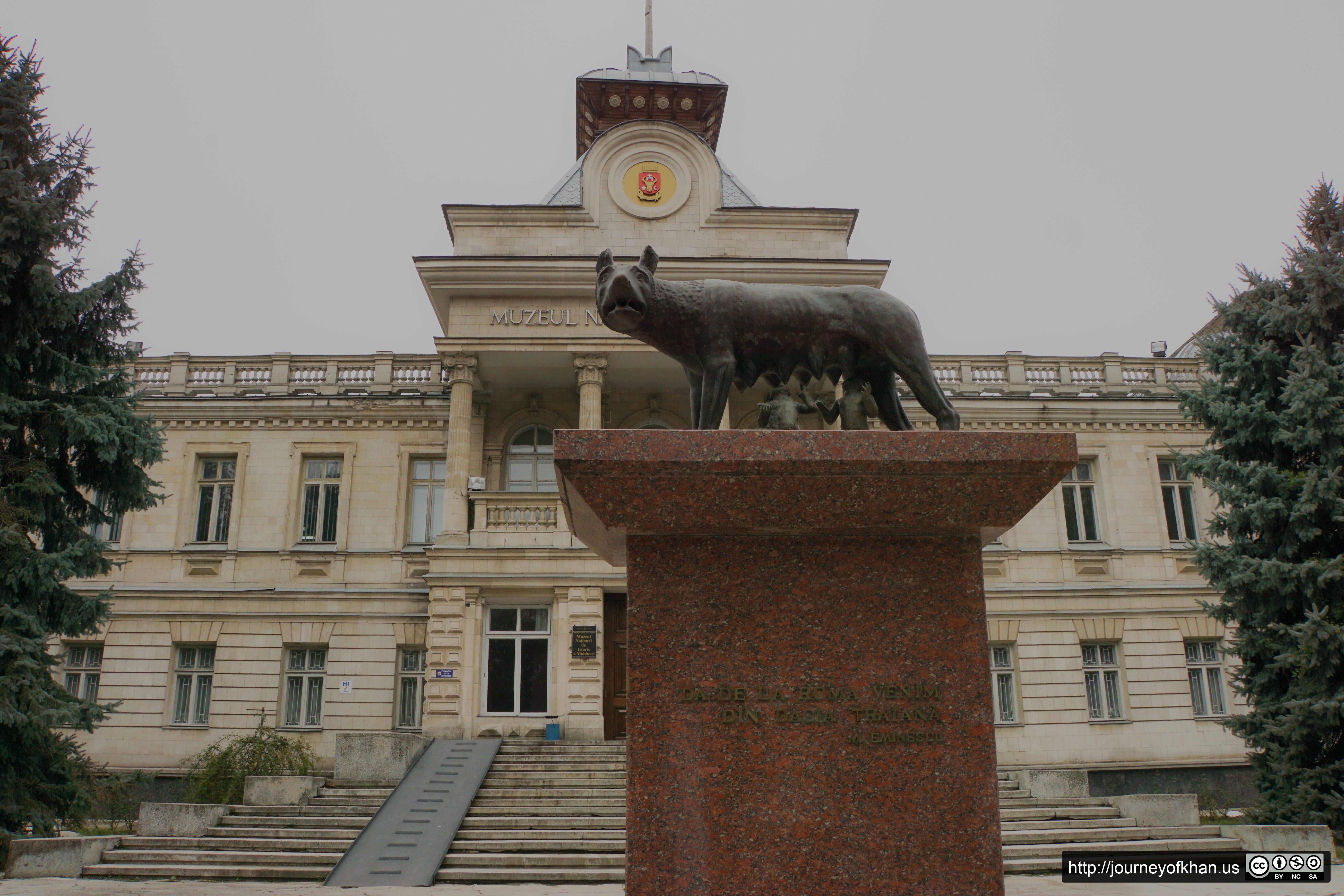 Romulus and Remus, Nursed in front of the National Museum of Moldova (High Resolution)