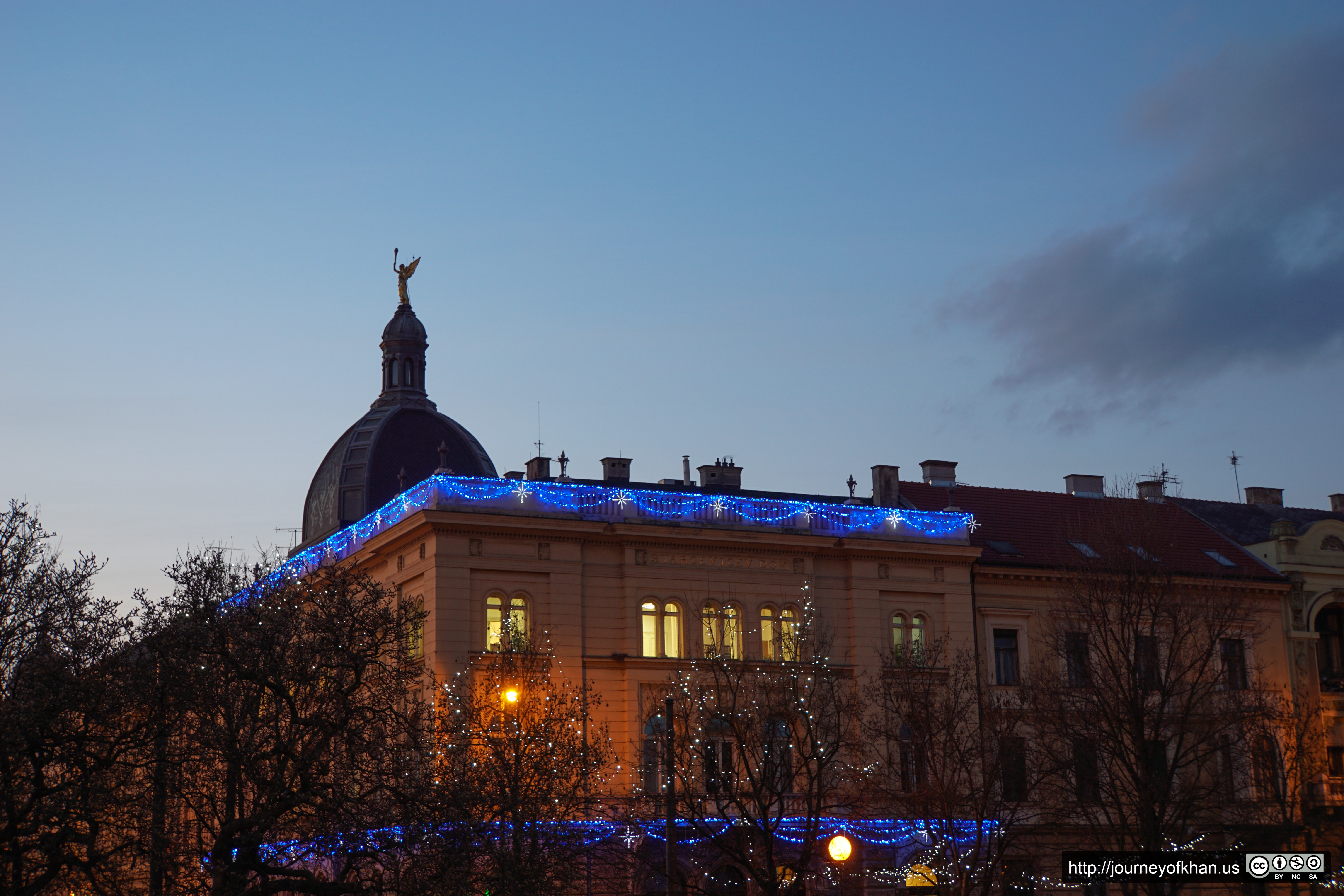 Blue Christmas Lights (High Resolution)