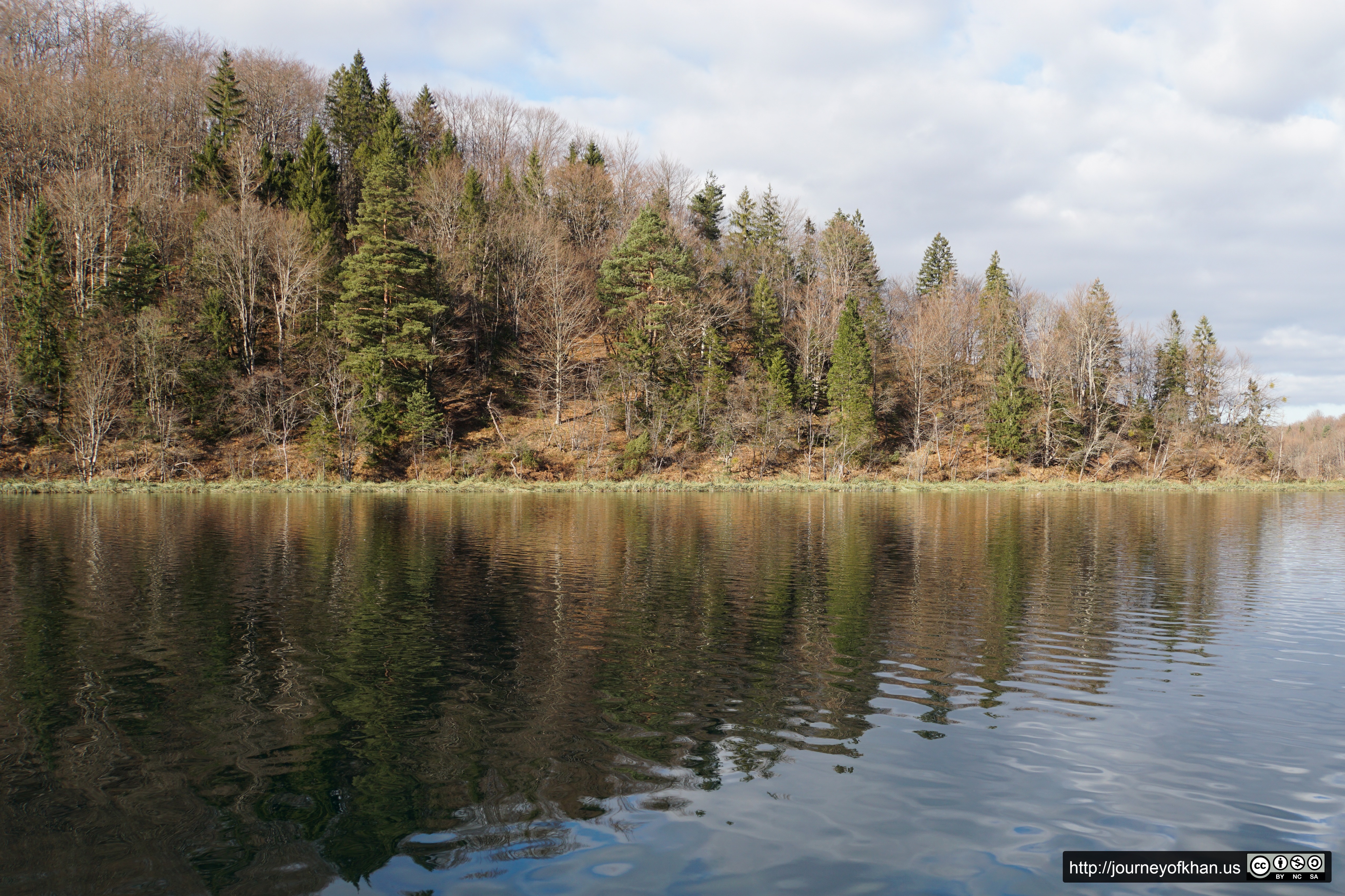 Ferry across Plitvice (High Resolution)